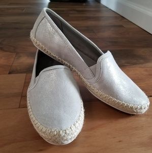 Aerosole Lets Drive Slip On - NWOT